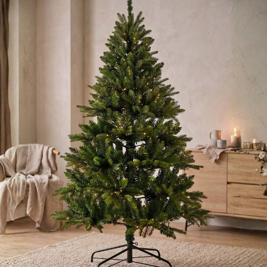 Künstliche Weihnachtsbäume